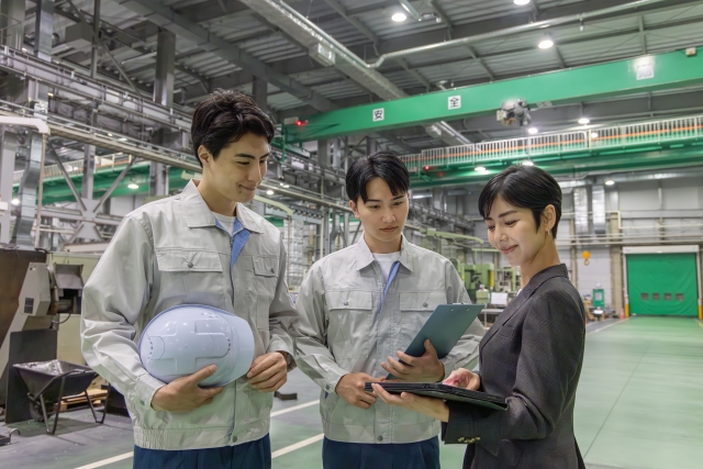 まず現場を見る。一緒に課題を考える。